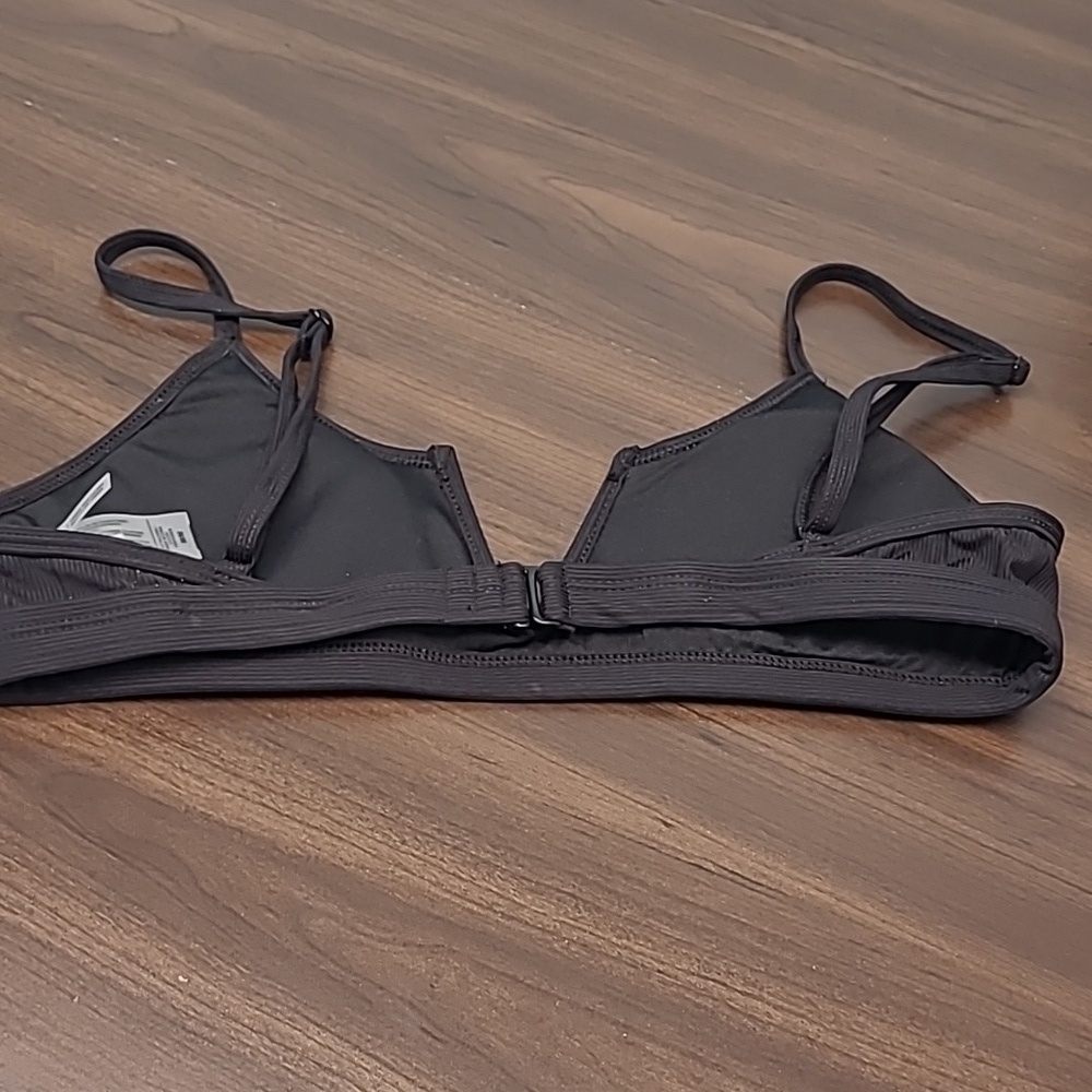Simons Size M Black Ribbed Bikini Top - Picture 2 of 8